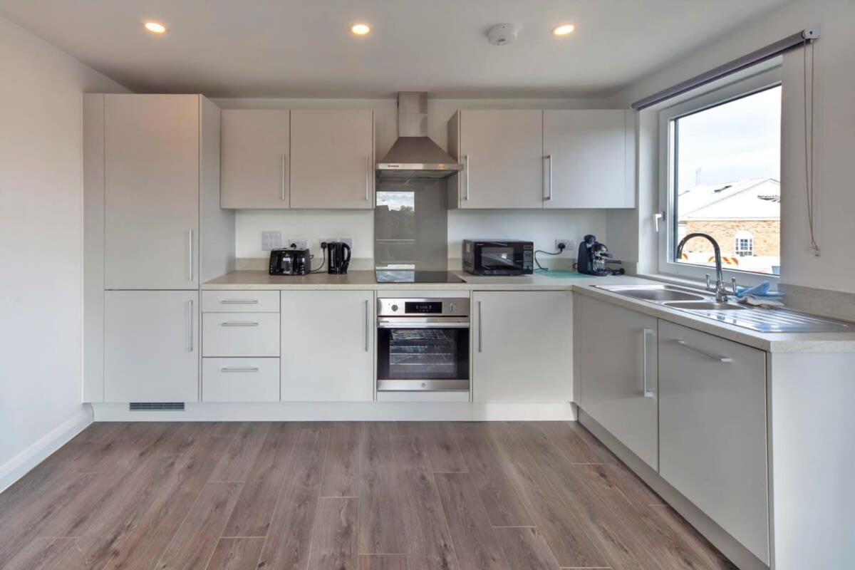 אשפורד Lovely 1 Bedroom Apartment In Ashford מראה חיצוני תמונה